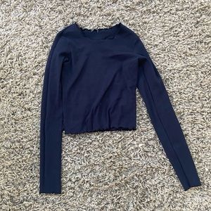 Brandy Melville lettuce hem top